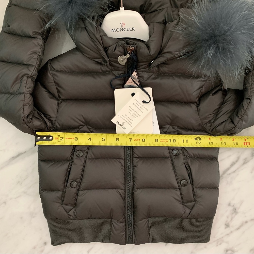 Moncler NWT New Alberta Kids Down Jacket w/ Fox Fur Trim Size 6 Gray. - Picture 10 of 16